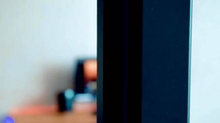 Русский пихарь шпилит молодую девицу с красивой фигурой