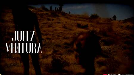 Жесткий секс на складе с татуированной