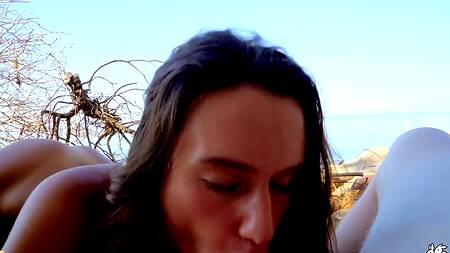 Спортивная красотка любит ебаться на пляже