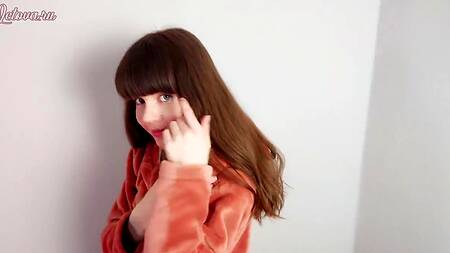 Русский самец наслаждается бездонным горлом опытной минетчицы