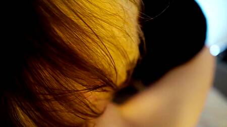 Любвеобильный парень лижет киску балдеющей девушке