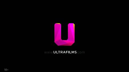 Худышка прибалдела от двойного проникновения больших членов