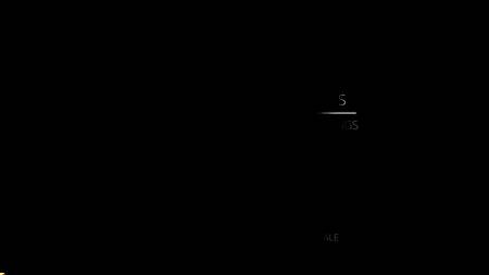 Опытная шахматистка выигрывает партию и отдается трем мужчинам