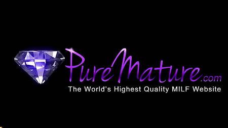 Встреча с черным боссом заканчивается анальной еблей