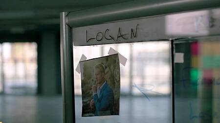 Узенький анал красавицы доставил мужчине незабываемый экстаз