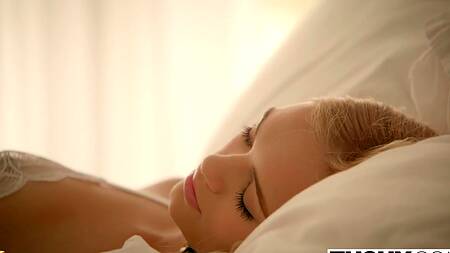 Красивый анальный секс с обворожительной блондинкой