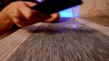 Русский самец вылизал между ножек молодой красавице