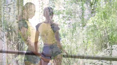 Красивая эротика с обворожительной голубоглазой девушкой