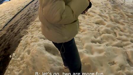 Запикапил и страстно оприходовал в ванной жопастую русскую девку