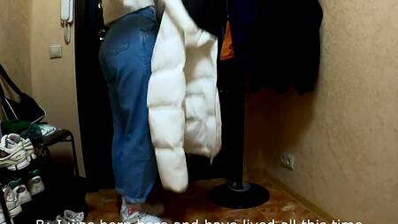 Запикапил и страстно оприходовал в ванной жопастую русскую девку