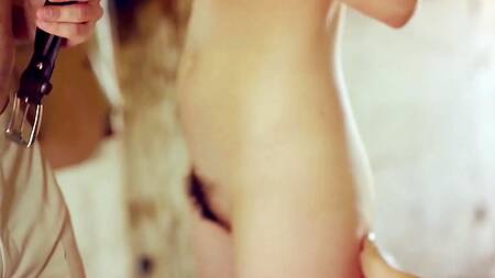 Девушка с удовольствием смотрит как парень трахает ее подружку