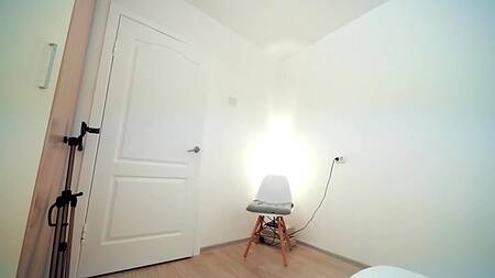 Пацан обкончал мордашку красивой девке с большой грудью