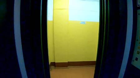 Мы ещё даже не познакомились, а она уже трахнула меня в подъезде  Модель:Amanita Tomato  Категория: русское