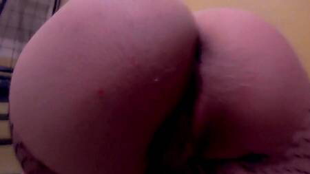 Мы ещё даже не познакомились, а она уже трахнула меня в подъезде  Модель:Amanita Tomato  Категория: русское