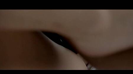 Привлекательный парень сделал куни и нежно трахнул белокурую девушку