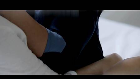 Привлекательный парень сделал куни и нежно трахнул белокурую девушку