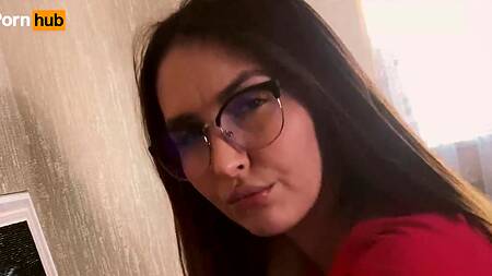 Начальник пялит раком секретаршу в сексуальных колготках