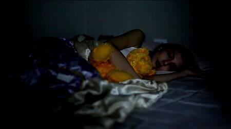 Чувак вертит на члене сестру с классными упругими сиськами