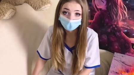 Русский паря заплатил за секс красивой молодой медсестричке