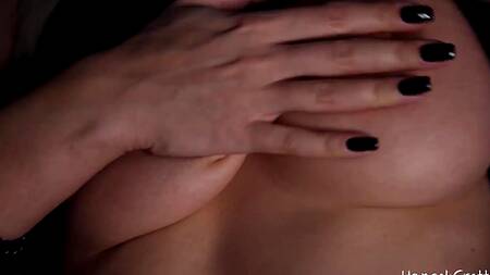 Любвеобильная блонда кайфует сверху на парне с большим болтом