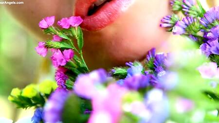 Сногсшибательная эротика с прекрасной молодой блондинкой