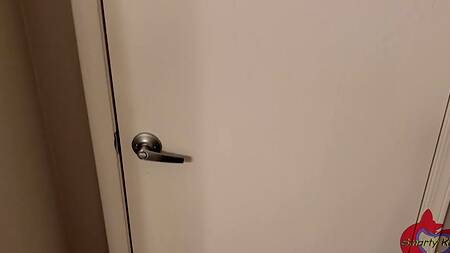 Парень сводит с ума блондинку с волосатой  розовой киской