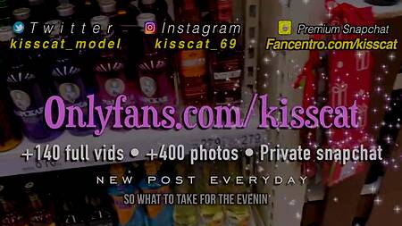 Запикапил и трахнул в примерочной сексуальную длинноногую нимфу