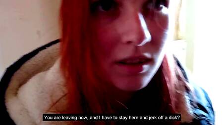 Русский ухажер раскрутил рыжую молодуху на секс в подъезде