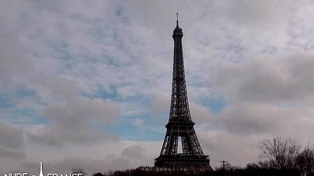 Качок кончил в рот сногсшибательной секс бомбе с классными дойками