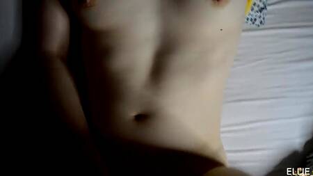 Классный секс от первого лица со спящей русской рыжеволосой девушкой