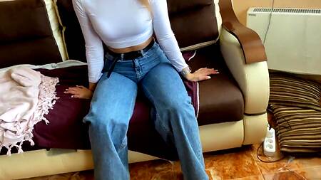 Запикапил и трахнул сзади клевую девушку с шикарной задницей