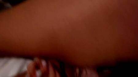 Русская краля отдалась сантехнику и кайфанула на сколько он хорош в постели