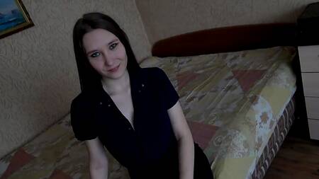 Забрызгал спермой лицо русской нимфе в сексуальных чулках