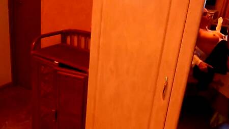 Брюнетка классно двигается на члене подарив парню сказочный оргазм