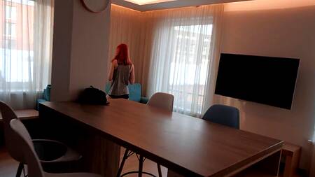 Братишка засадил в щелку стройной рыжеволосой сестре и испытал кайф