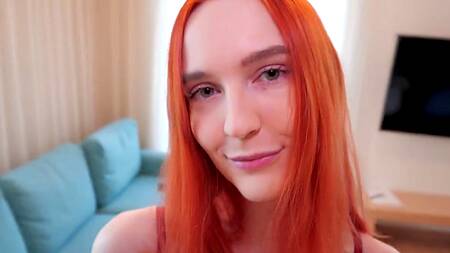 Братишка засадил в щелку стройной рыжеволосой сестре и испытал кайф