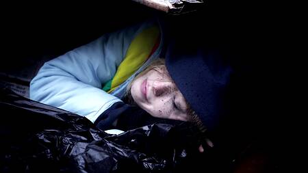 Запикапил бездомную девушку и страстно отодрал в интересных позах