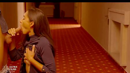 Красивое порно с ухоженной девушкой и опытным в сексе парнем