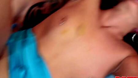 Roxy Raye прибалдела от двойного проникновения мясистых болтов