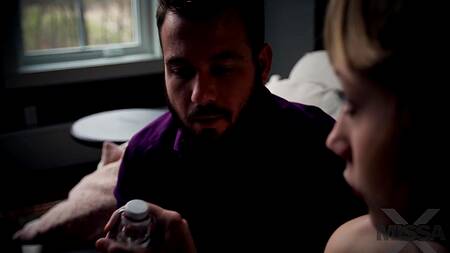 Девушка с маленькой грудью отдалась раком бородатому мужчине