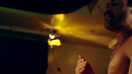 Долгий изнурительный секс ненасытной нимфоманки с накаченным мужиком