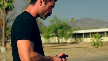 Долгий изнурительный секс ненасытной нимфоманки с накаченным мужиком