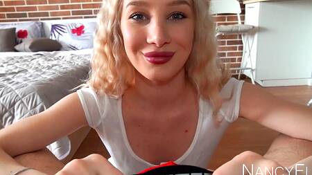 Незабываемый секс от первого лица с очень красивой русской блондинкой