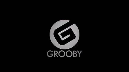 Два сисястых транса пользуются членами и получают подлинный кайф