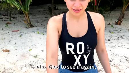 Незабываемый секс на курорте с обворожительной Lolly Lips