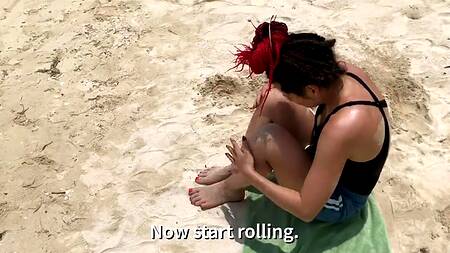 Незабываемый секс на курорте с обворожительной Lolly Lips