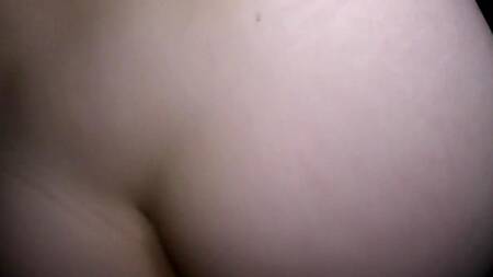 Русская краля в чулках оргазмирует от действий опытного пихаря