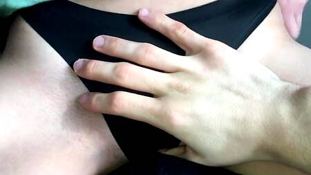 Русская нимфа решила снять с бойфрендом отменное домашнее порно