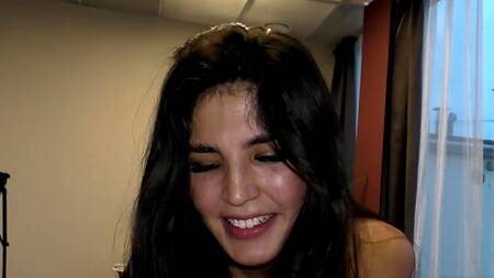 Соблазнил соседскую девчонку и страстно отодрал большим членом