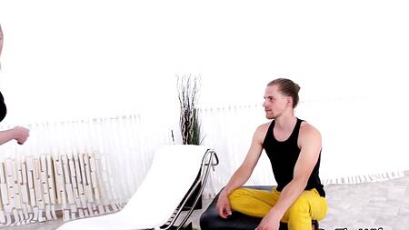 Куколд прибалдел от секса своей девушки с огромным негритосом